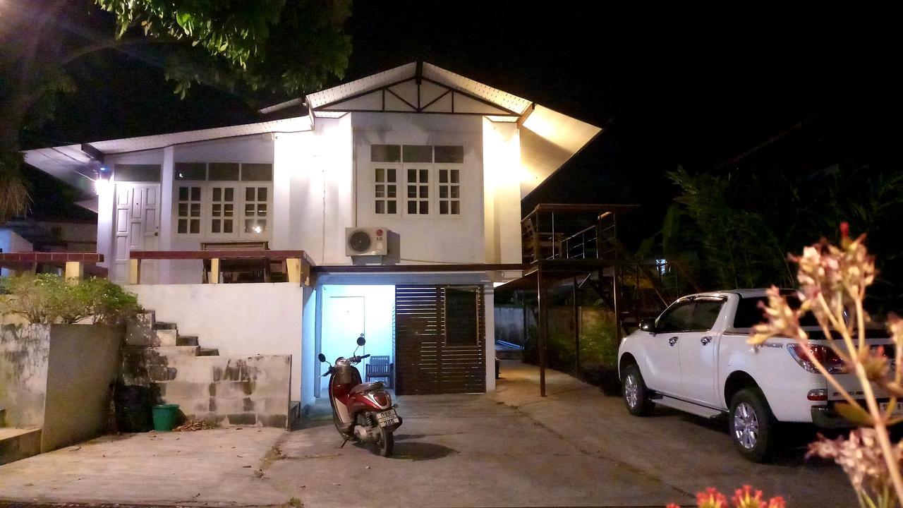 P.L.P Guesthouse - Mae Hong Son Buitenkant foto